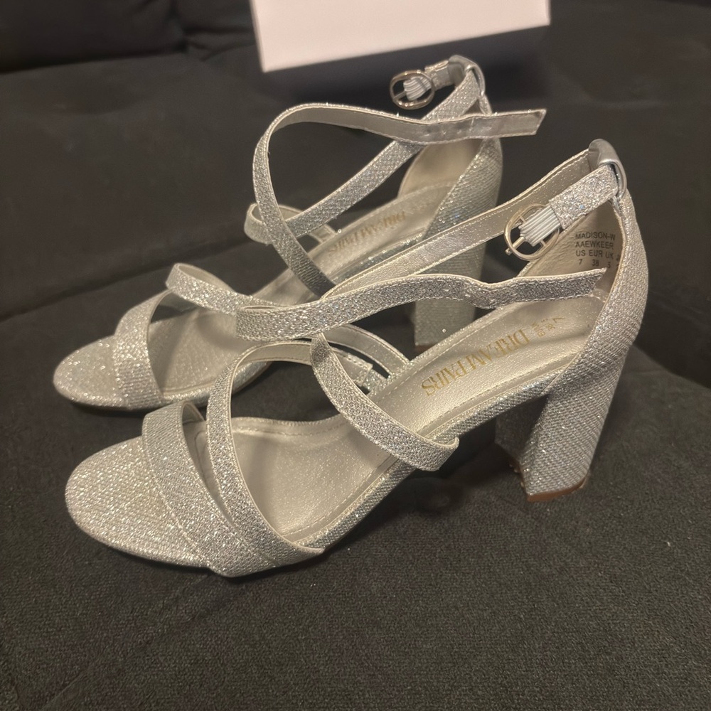 Dream Pairs Silver Strappy Heels